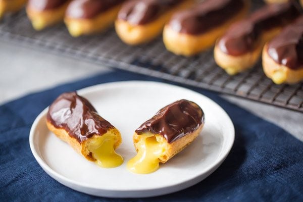 Classic Eclairs by @bakingamoment