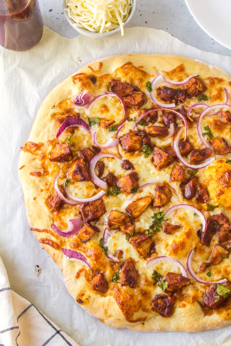 barbecued chicken pizza