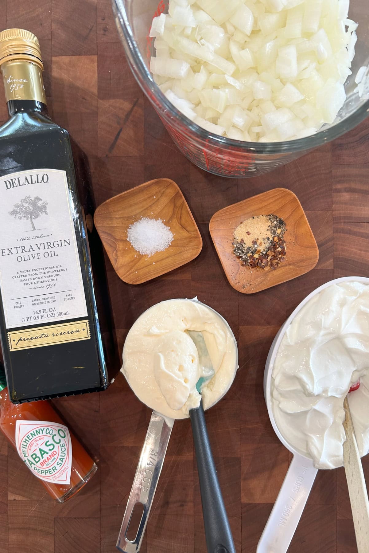 ingredients displayed for making caramelized onion dip