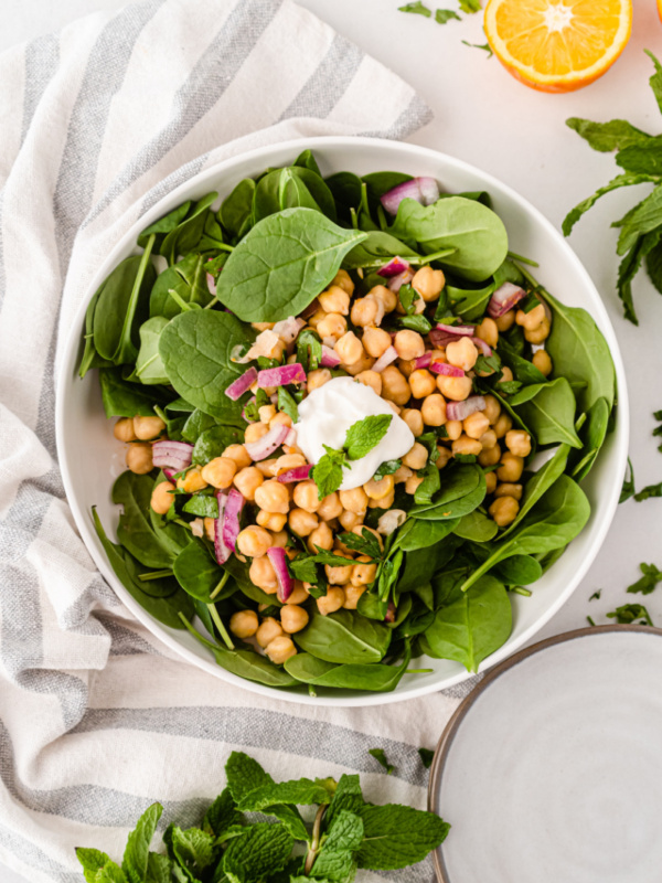 chickpea and spinach salad in a bowl