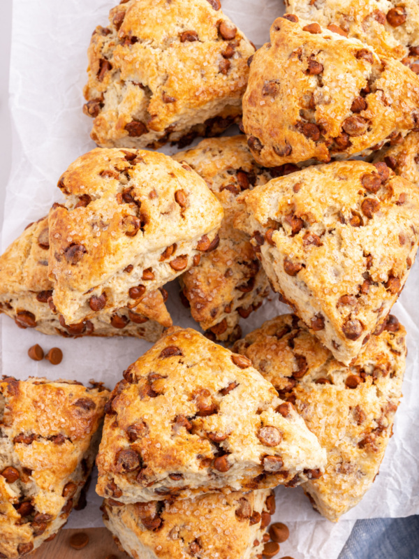 cinnamon eggnog scones