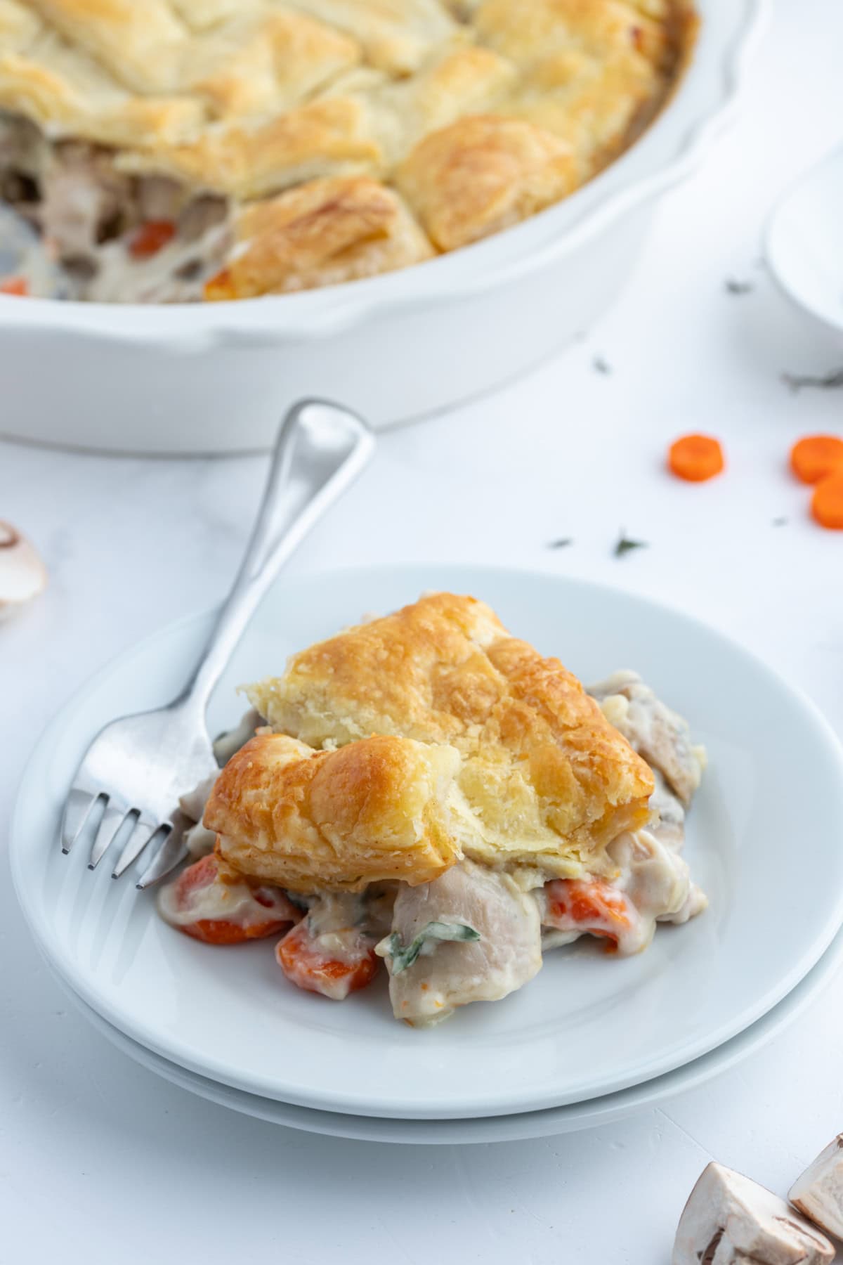 serving of coq au vin pot pie on plate