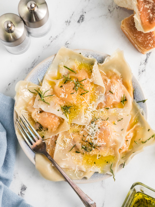 easy butternut squash ravioli on plate with fork