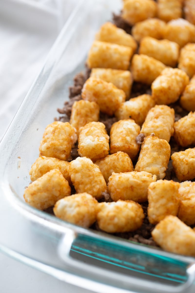 making easy tater tot casserole