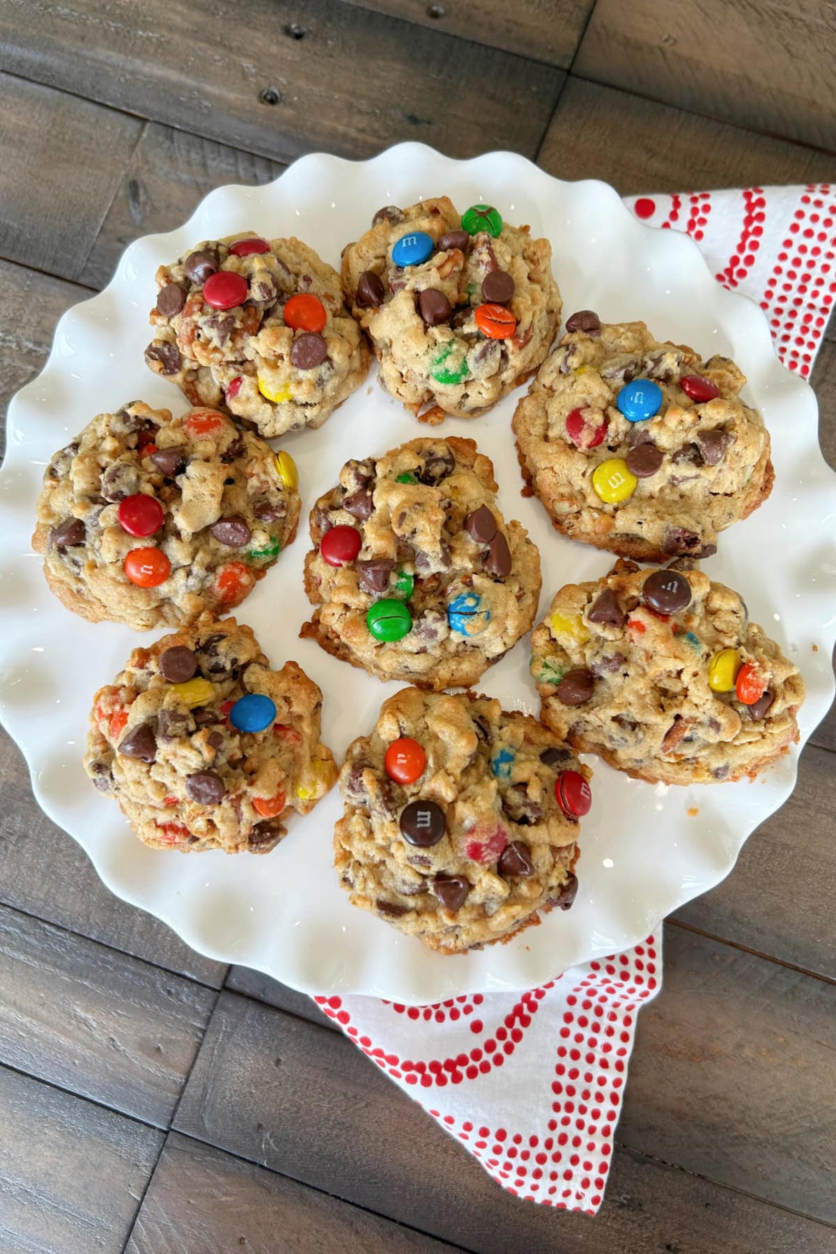 platter of happy trails cookies