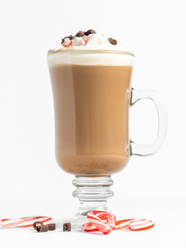 peppermint latte in a glass mug