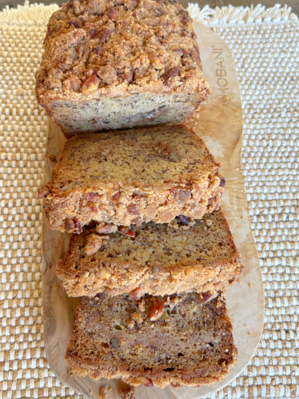 streusel banana bread loaf sliced