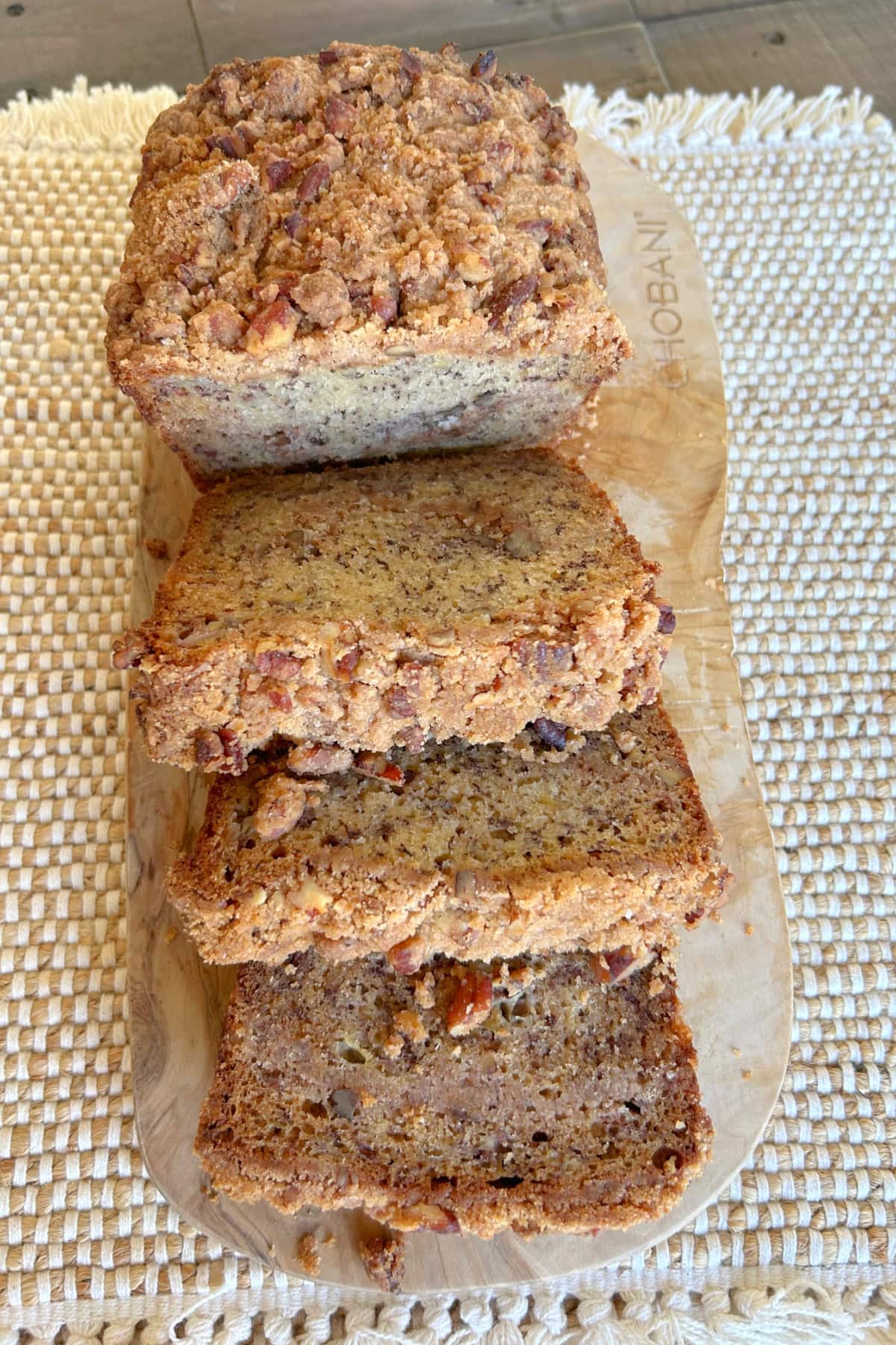 streusel banana bread loaf sliced